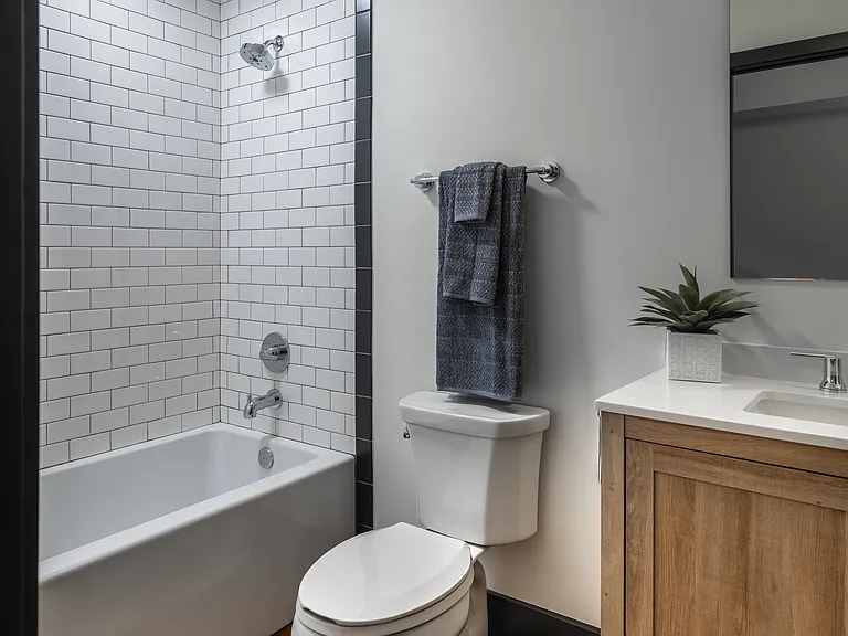 Thirty60 Lofts — Photo 30