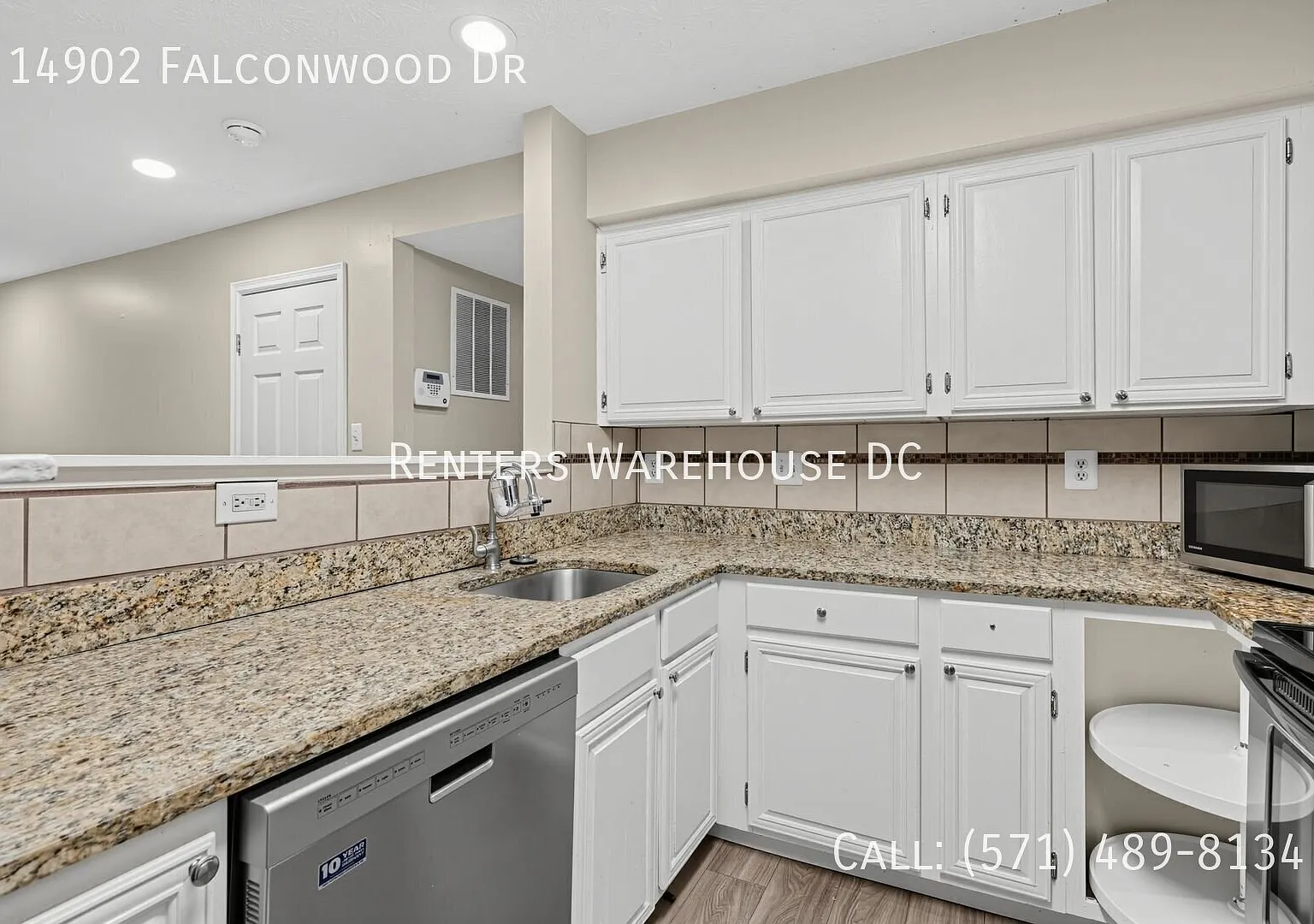 Four Bedrooms. Finished Basement. Garage. Pet Friendly. A Detached Home With Room To Spread Out. — Photo 4