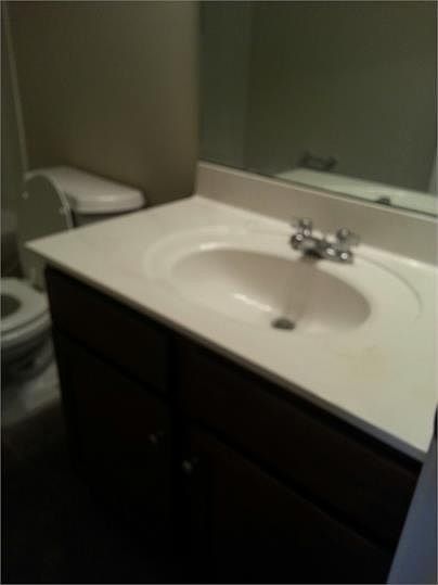 1st image of 492 Walnut Dr #1