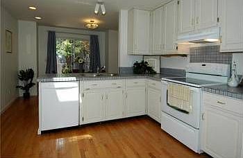 1st image of 2532 231st Ave NE