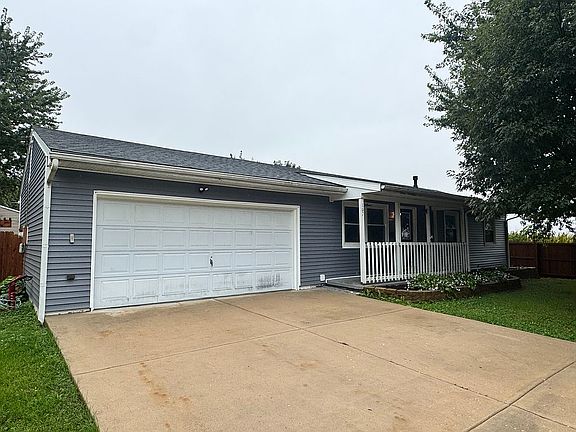 2nd image of 107 Orchard Ave