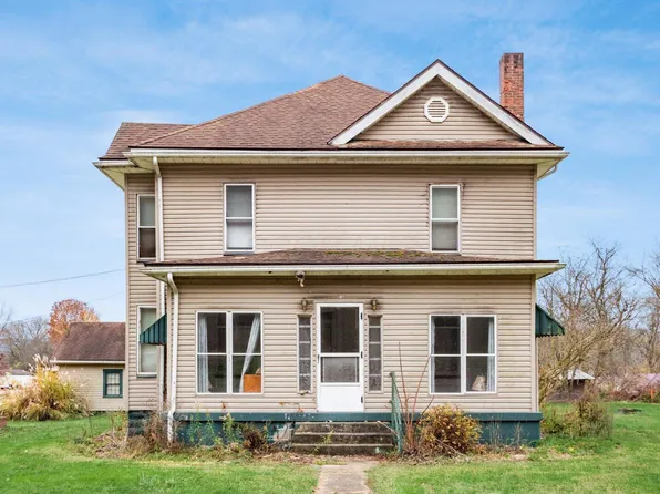 24611 County Road 24, Coshocton, OH 43812