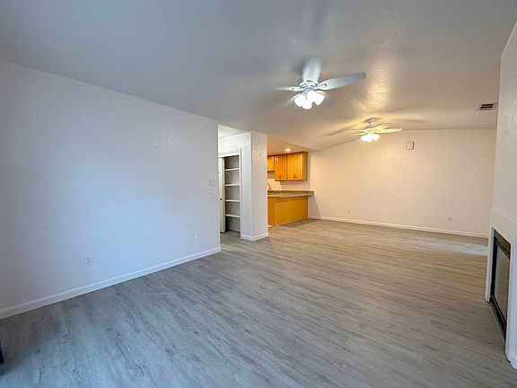 4th image of 2939 Cushing Ct