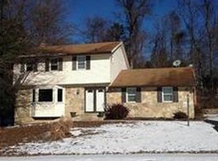12 Kittridge Ct, Randallstown, MD 21133