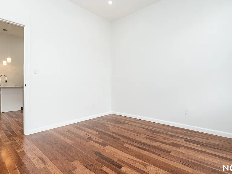 1869 Greene Ave #2 — Photo 19