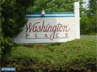 3 Pickwick Pl #903, Sewell, NJ 08080