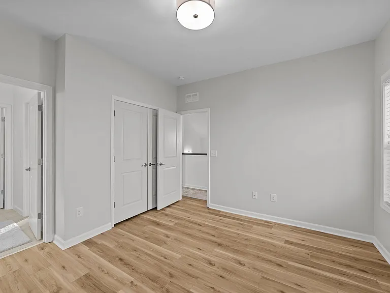 1536 Crafton Way — Photo 28