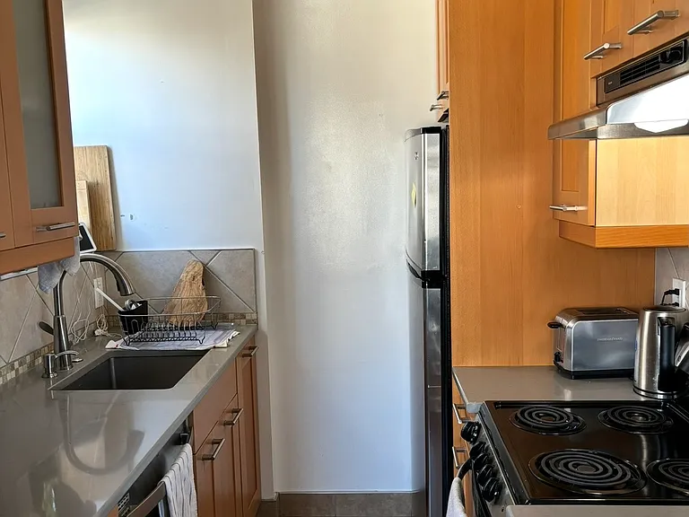 1725 New Hampshire Ave NW #601 — Photo 9