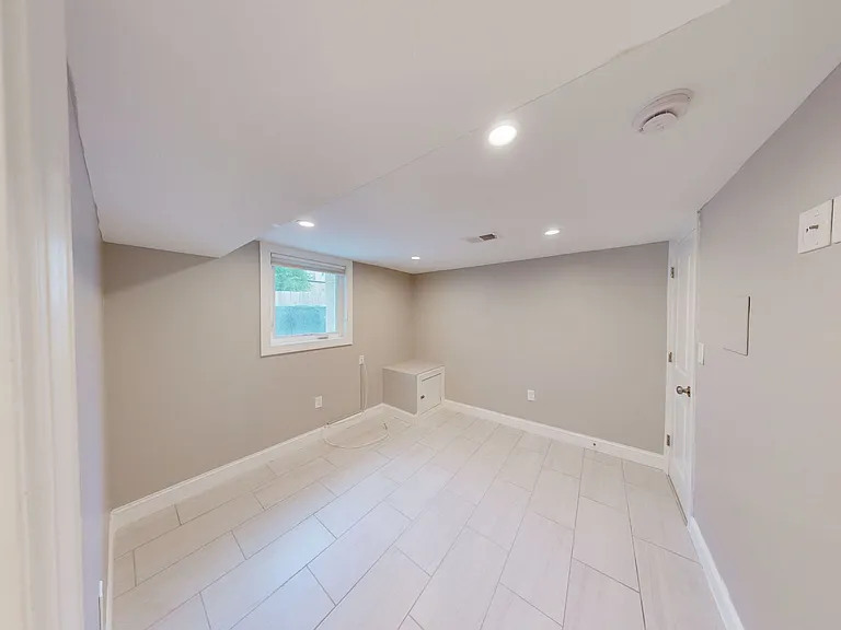 4023 New Hampshire Ave NW — Photo 12