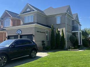 5988 Sidmouth St #Basement, Mississauga, ON L5V 2Z5