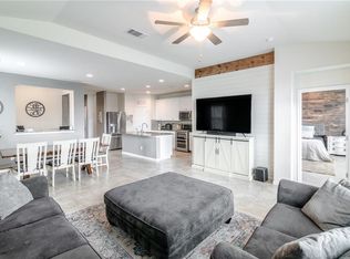 725 Melda St, Leander, TX 78641