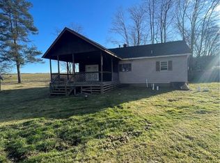 1011 Township Line Rd, Seneca, PA 16346