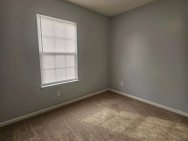 104 Tuscany Ct — Photo 10