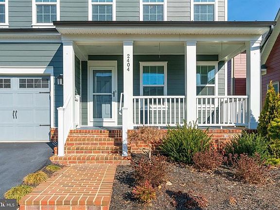 3rd image of 2404 Glouster Pointe Dr