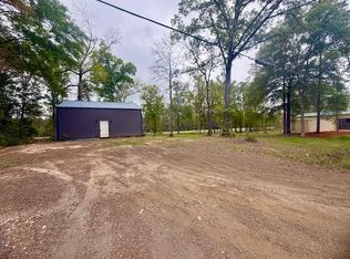 636 Johnson Dr, Hemphill, TX 75948