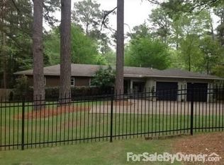 2116 Meadowbrook Rd, Jackson, MS 39211