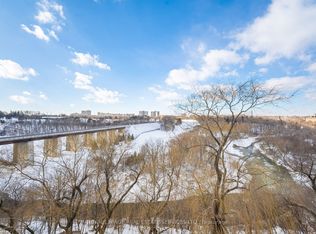 2464 Weston Rd #711, Toronto, ON M9N0A2