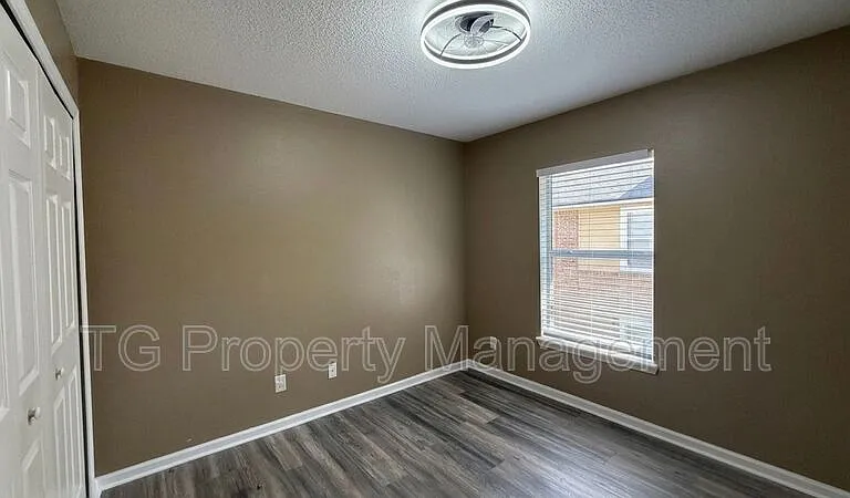 3610 Kirkpatrick Cir #16 — Photo 9