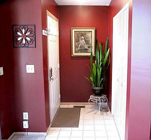 2nd image of 73 Stonegate Cir