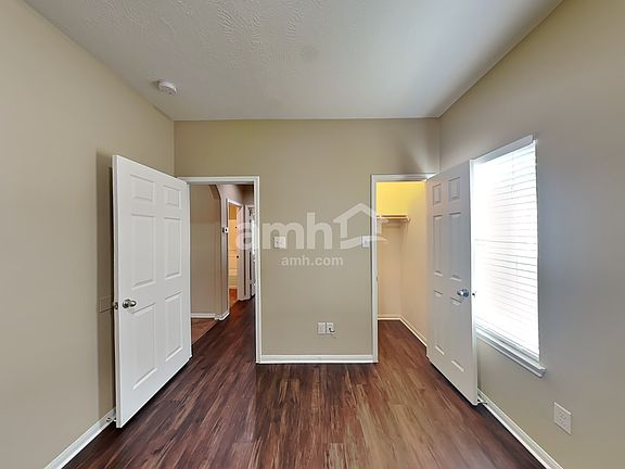 2nd image of 6627 Ashland Terrace Ln