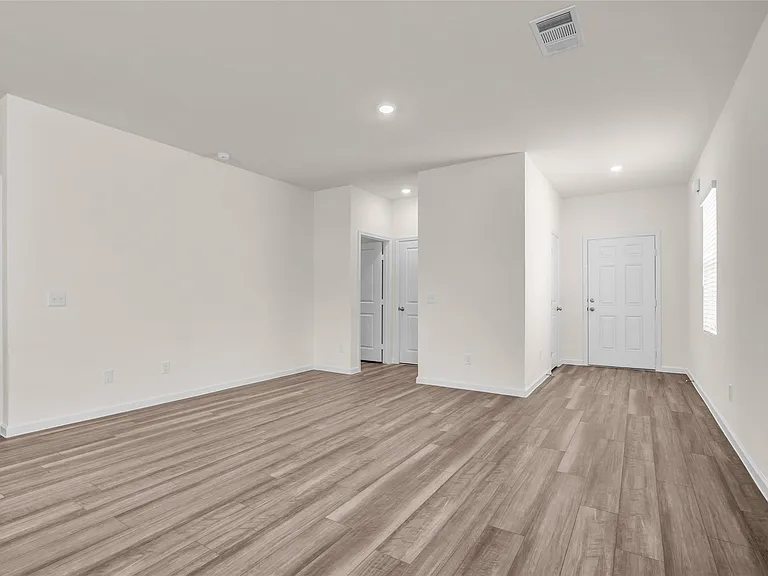 18669 Shauna Danielle Dr — Photo 10