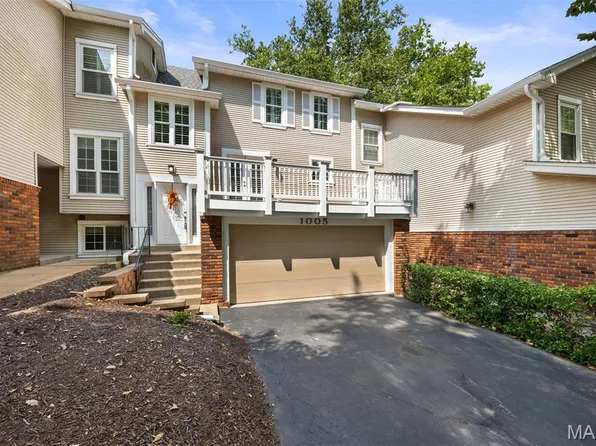 1005 Nobleman Dr, Saint Louis, MO 63146
