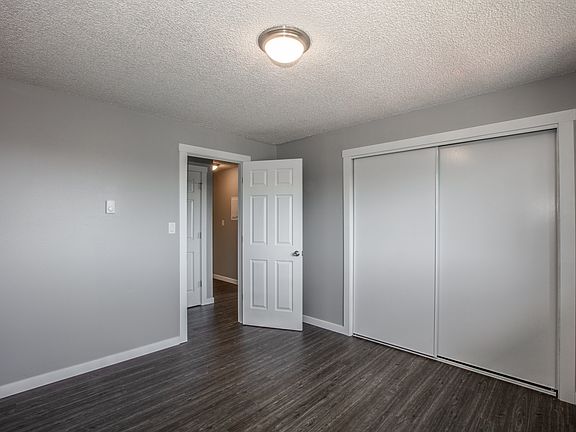 The Broadmoor bedroom and closet