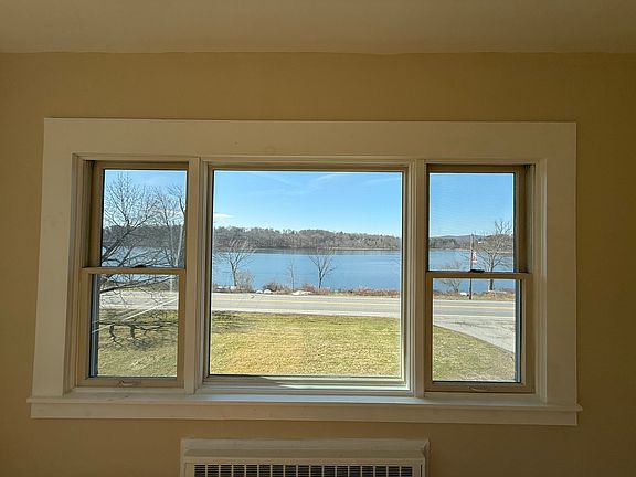 2nd image of 22 Seminary Hill Rd APT 1