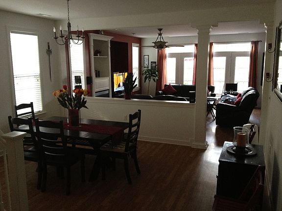 3rd image of 1124 Broadholme Pl