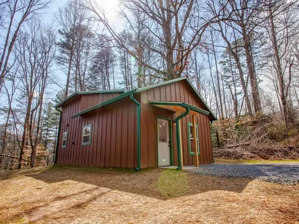 155 Fort Butler St, Murphy, NC 28906