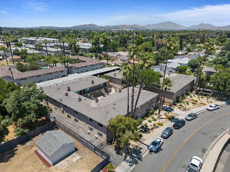 School Circle Apartments - Riverside, CA — Photo 49
