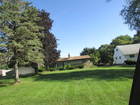 3122 Skander Dr, Flint, MI 48504