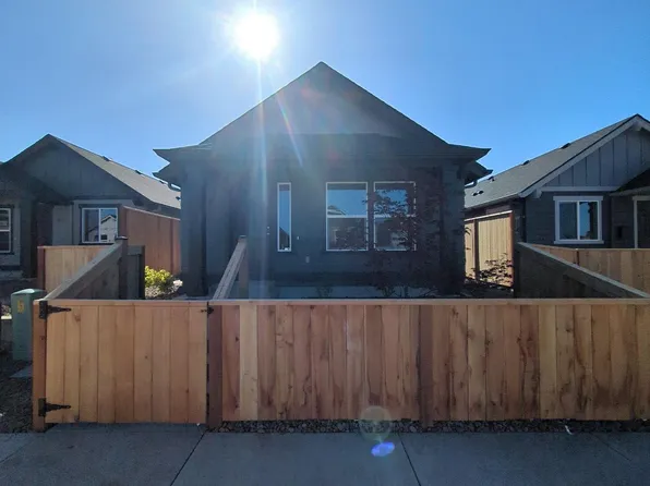 4662 Harrier St SE, Albany, OR 97322
