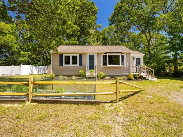 64 Handy Rd, Bourne, MA 02532