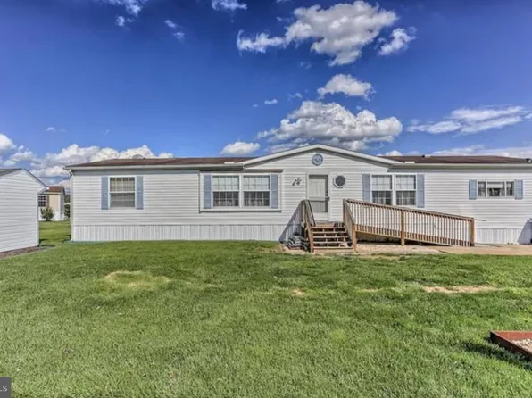 16802 Alcott Rd, Hagerstown, MD 21740