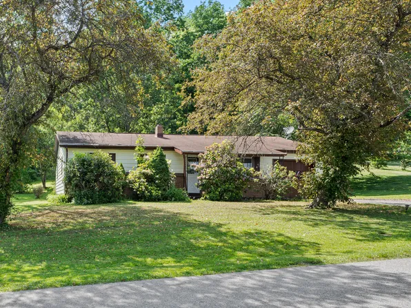 1327 Overlook Dr, Clearfield, PA 16830