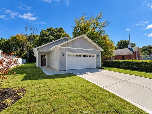 1121 Turnpike Rd, Fayetteville, NC 28305