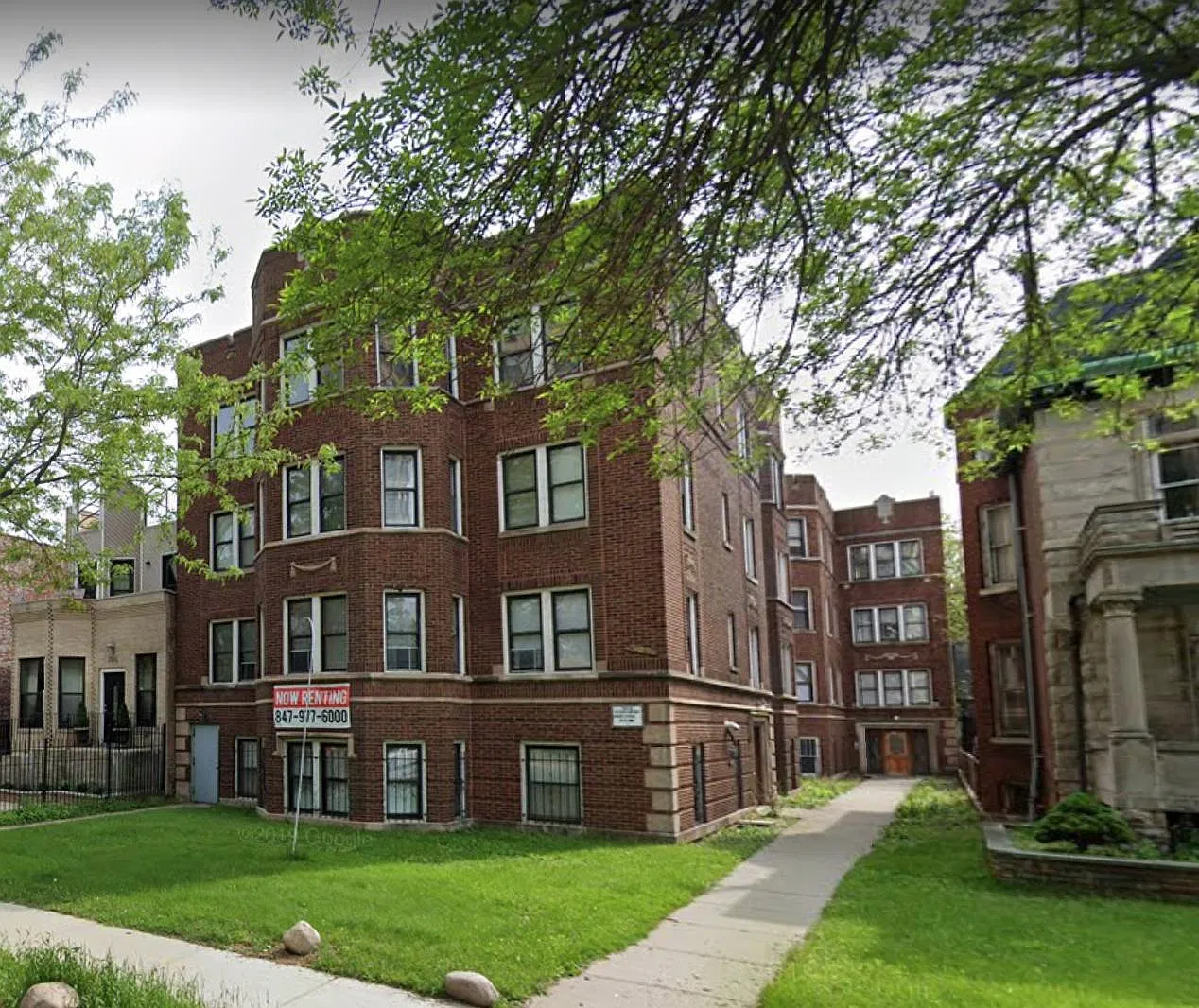 2 bed, $1,350 — Photo 1