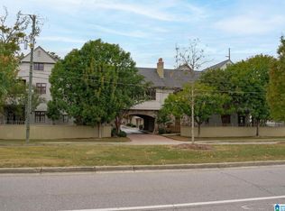 3154 Parkridge Dr APT 304, Homewood, AL 35209