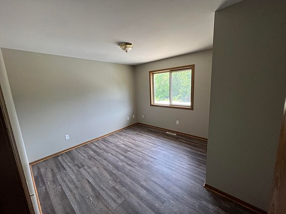 5th image of 6940 Shattuck Rd