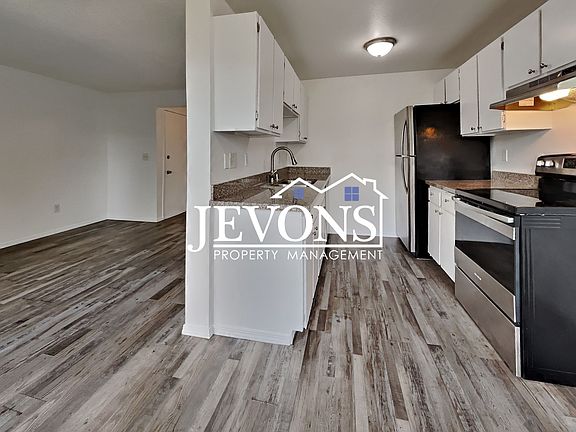 4th image of 811 73rd Street Ct E #5
