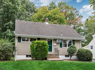 642 Ellington Rd, Ridgewood, NJ 07450
