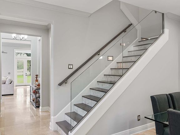 5th image of 9840 Covent Garden Dr