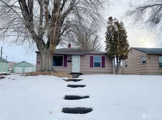 349 W Ridge Rd, Moses Lake, WA 98837