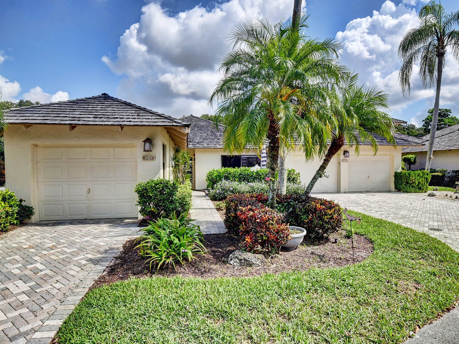 19389 Waters Reach Trl APT 1101