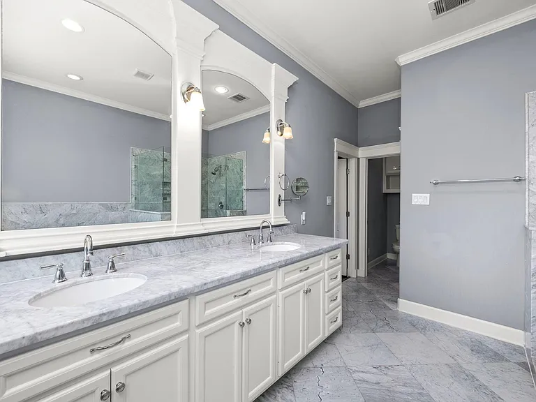 619 Rutland St #B — Photo 22