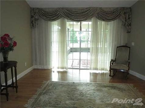 Formal living room