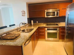 2641 N Flamingo Rd APT 806, Plantation, FL 33323