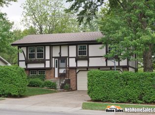 7925 A St, Lincoln, NE 68510