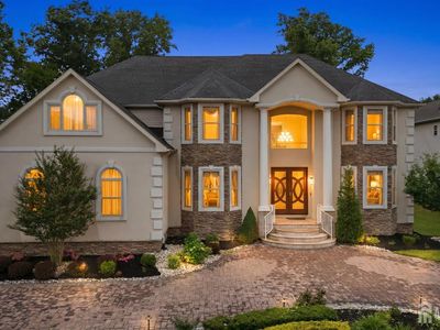 1 Koch Ln, East Brunswick, NJ, 08816